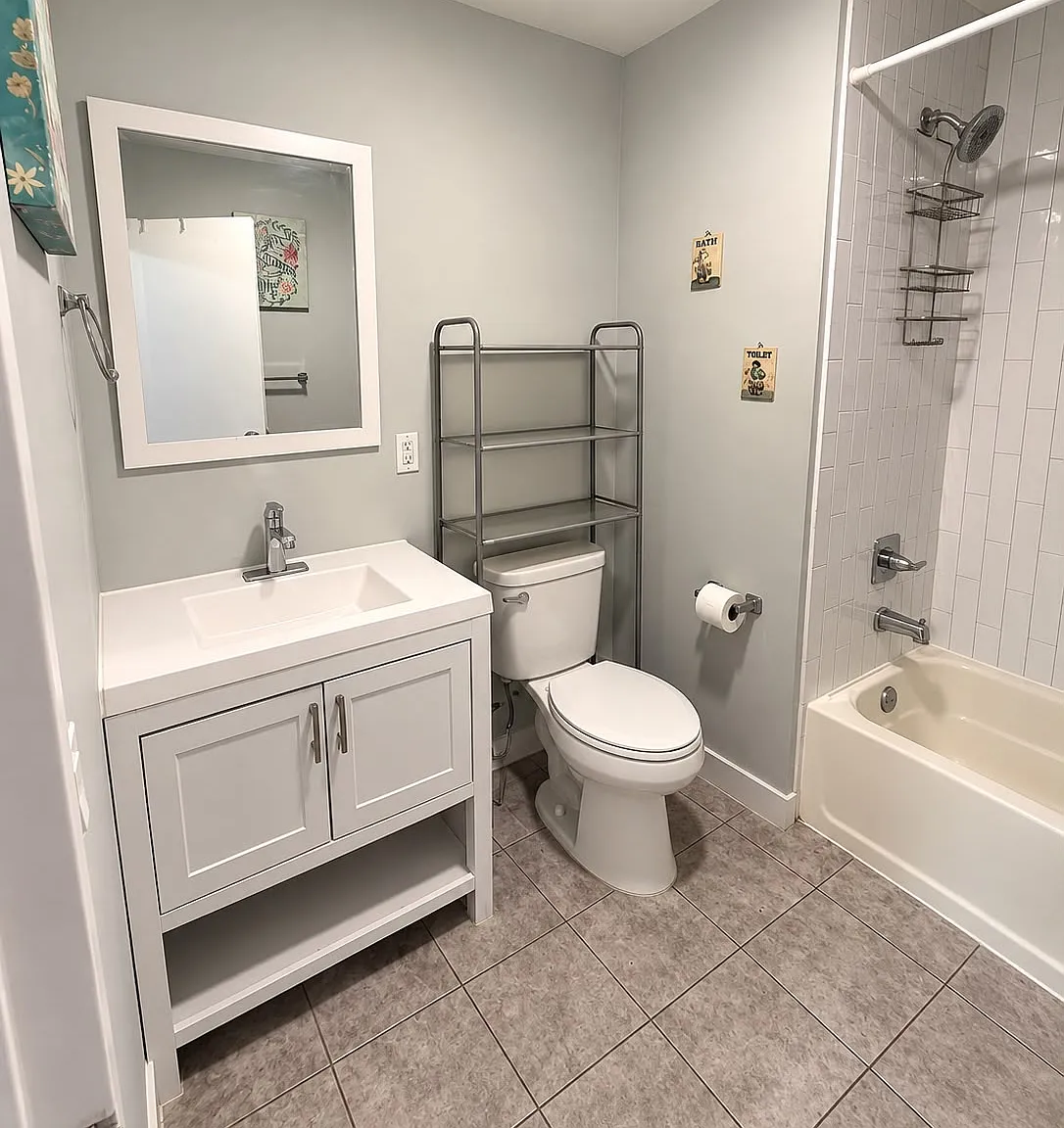 1 bed, $1,718 — Photo 3