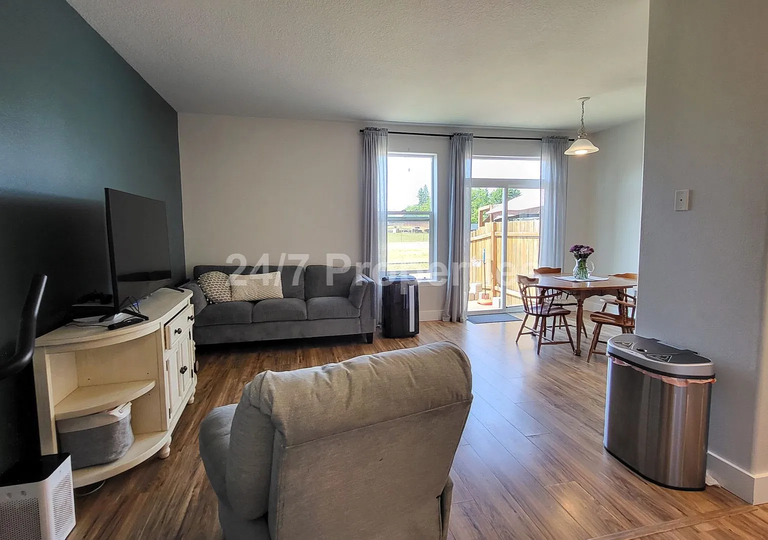Stylish & Modern 3 BD | 2.5 BA - Molalla — Photo 2