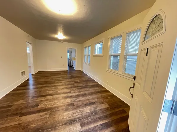 3811 Aurora Ave N #1, Seattle, WA 98103