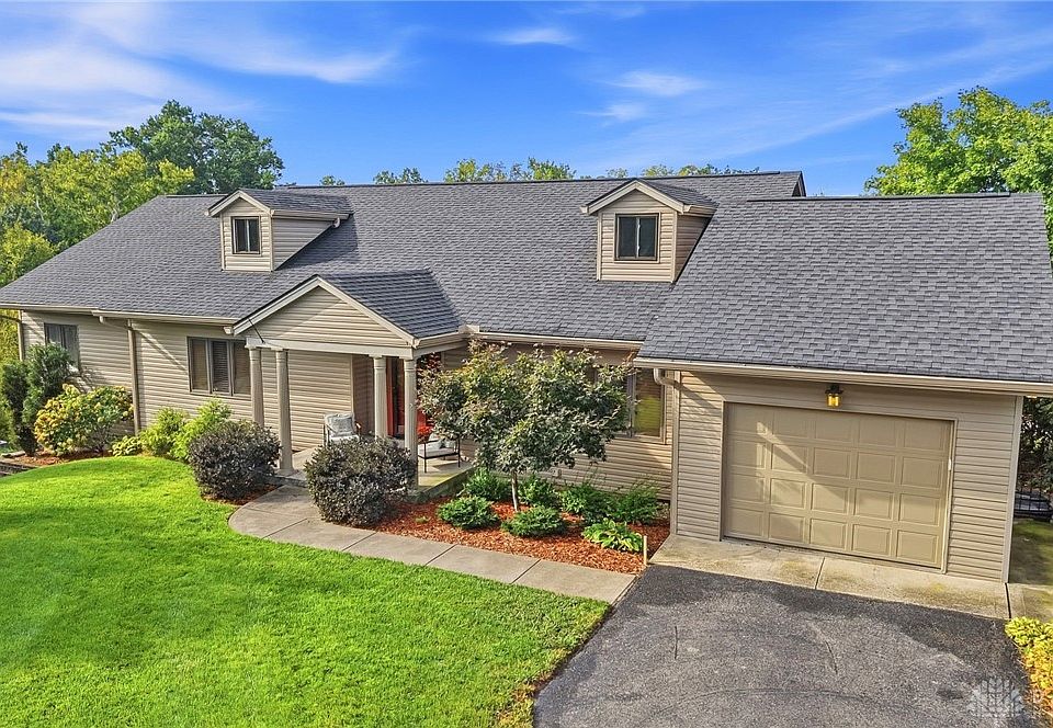 1st image of 4007 Top Flite Ln