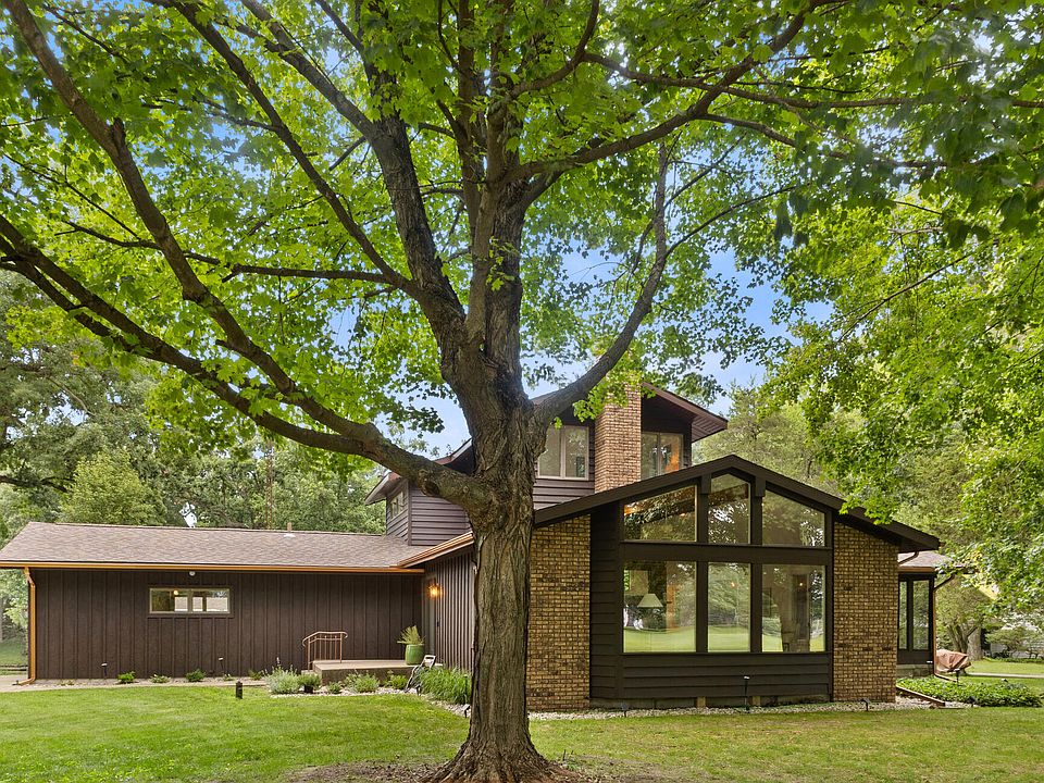 1st image of 69115 Oakwood Dr