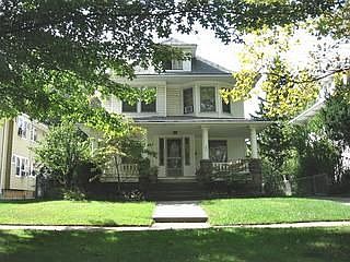 2nd image of 2132 West Blvd