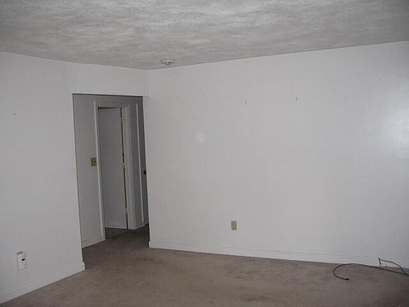 4th image of 796 Willard St Unit D6