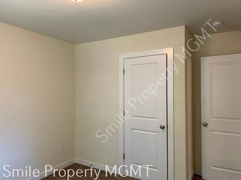 3223 SE 122nd Ave #A-B — Photo 18