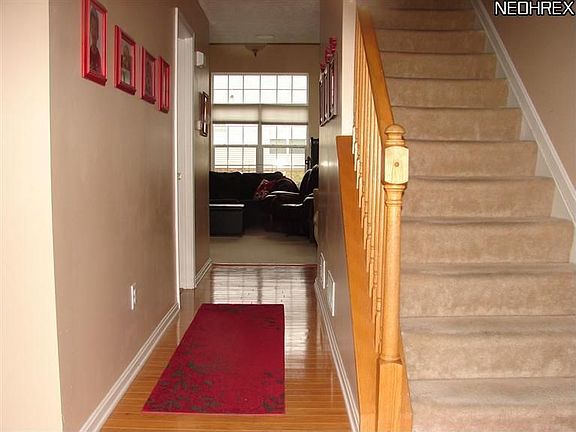 2nd image of 305 Stockton Cir