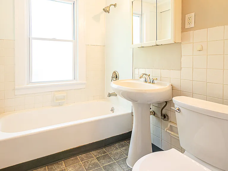 3774 W 138th St #DN — Photo 16