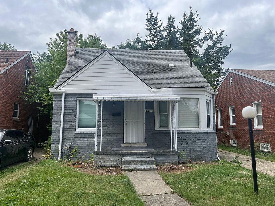 1st image of 18423 Rosemont Ave