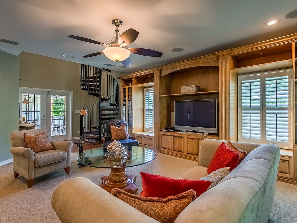 1st image of 2809 Old Bayshore Way