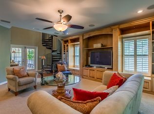2809 Old Bayshore Way, Tampa, FL 33611