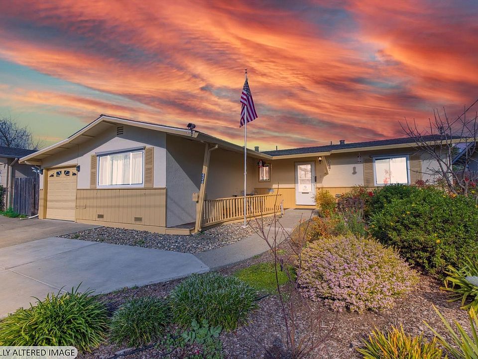1st image of 828 Laguna Street