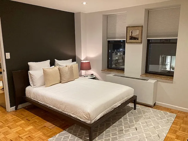 150 W 51st St #2026 — Photo 8