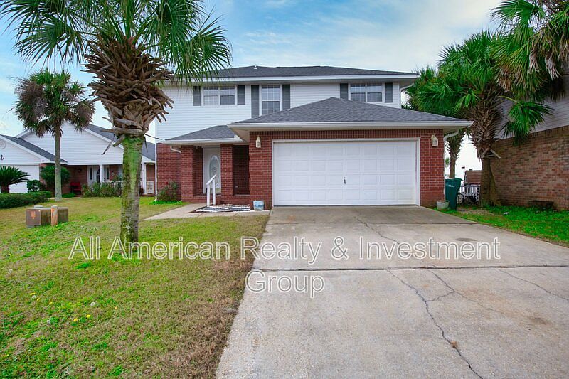 1st image of 740 Saltair Ln