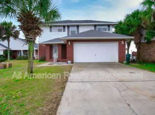 740 Saltair Ln, Mary Esther, FL 32569