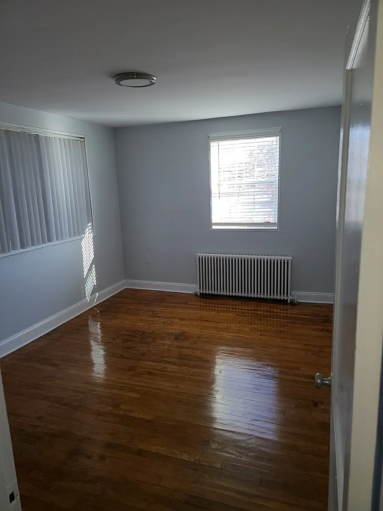 Spacious 2br, Rent Special!! — Photo 4