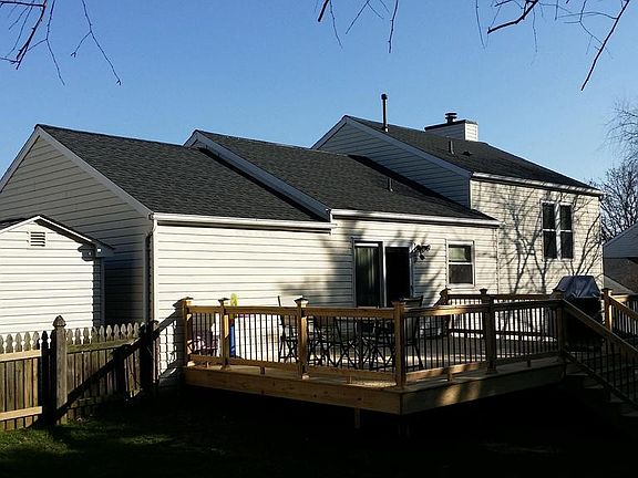 4th image of 303 Barrows Ct