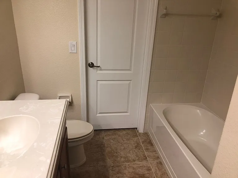 6042 Sunset Isle Dr — Photo 7