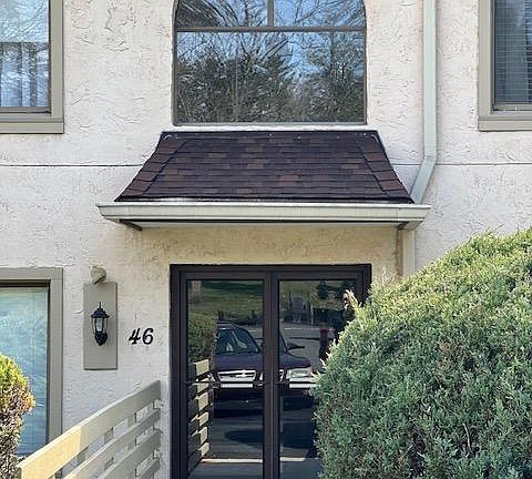 2nd image of 46 Muirfield Dr