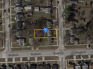 21719 Normandy Ave, Eastpointe, MI 48021