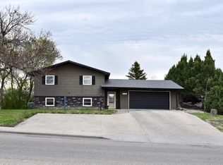 620 N Harrison Ave, Pierre, SD 57501