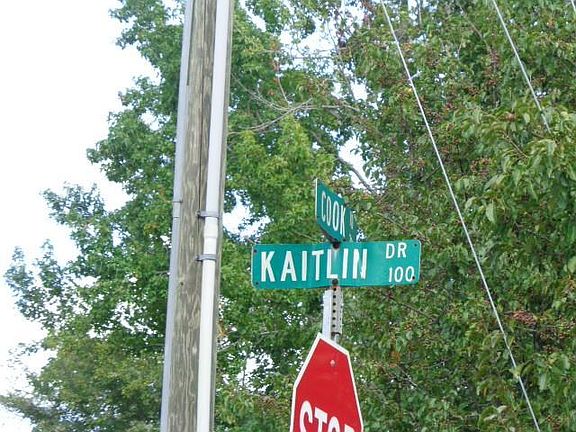 4th image of 204 Kaitlin Dr