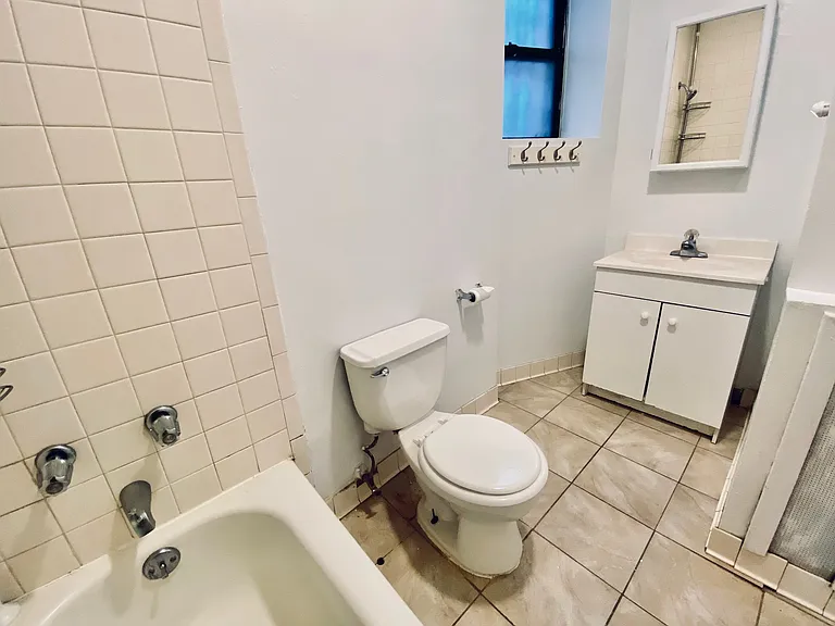 417 E 12th St #3B — Photo 12