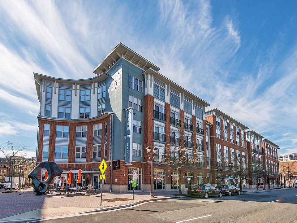 Welcome to 1800 Wilson Blvd!