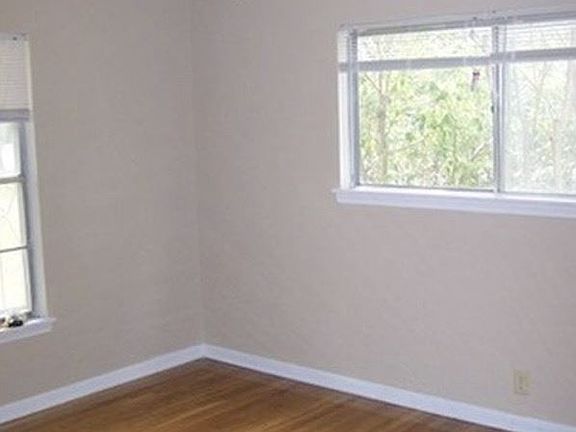 5th image of 3751 Electra Dr