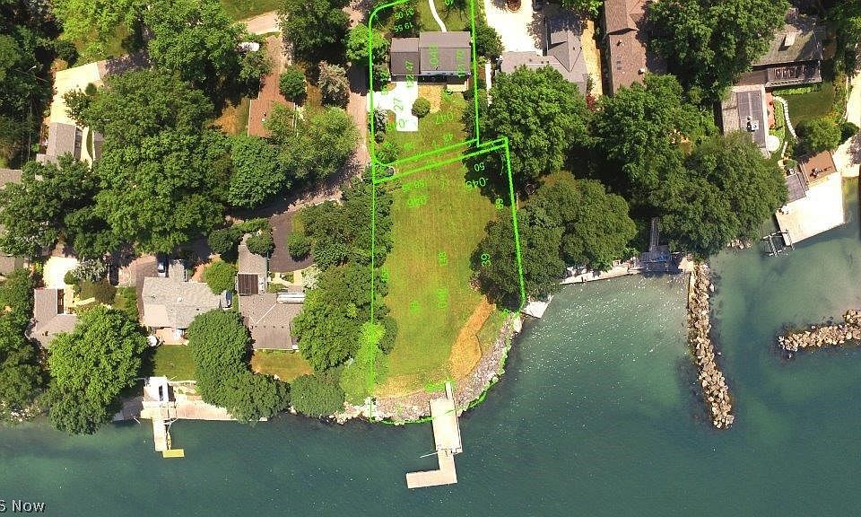 1st image of Parkland Dr