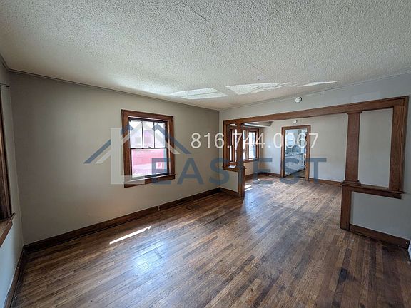 3rd image of 2332 Hardesty Ave