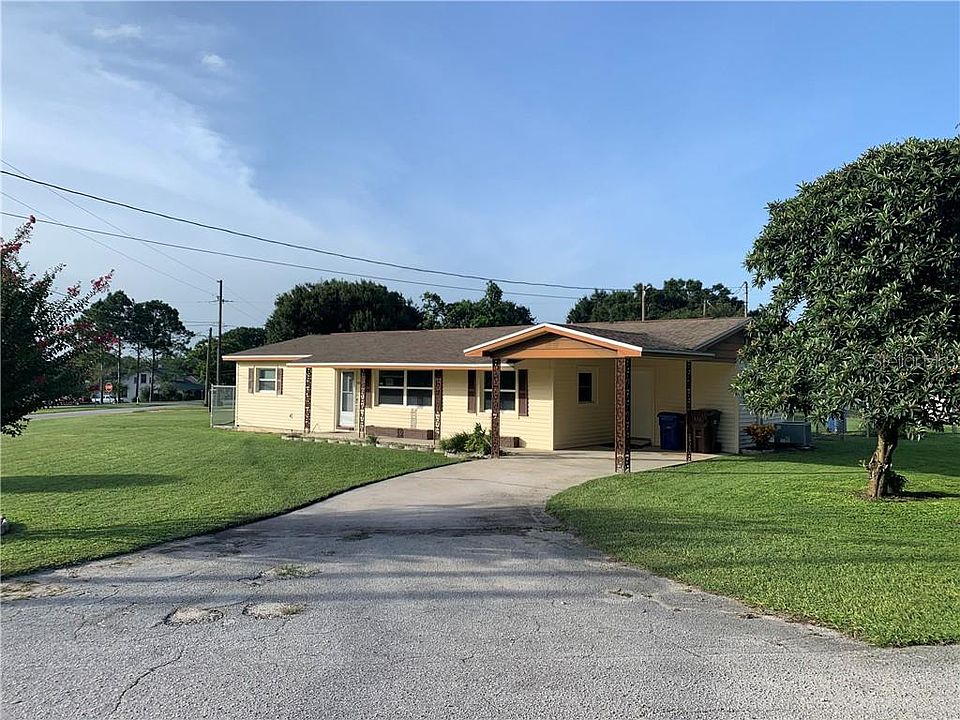 1st image of 221 Sample Ave W
