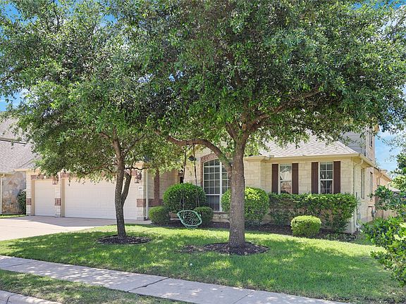 2nd image of 433 Ridgetop Bnd