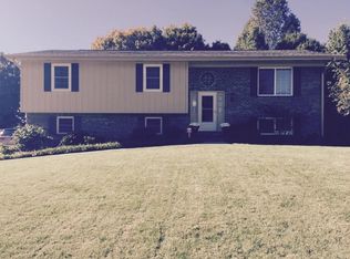 202 Windtrace Dr NW, Cleveland, TN 37312