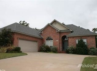 1017 Skyline Dr, Alexander, AR 72002