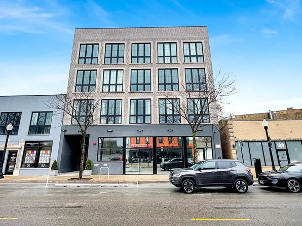 5015 N Clark St #304, Chicago, IL 60640