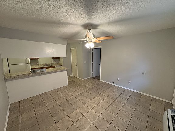 2nd image of 203 S Baggett St Unit 2