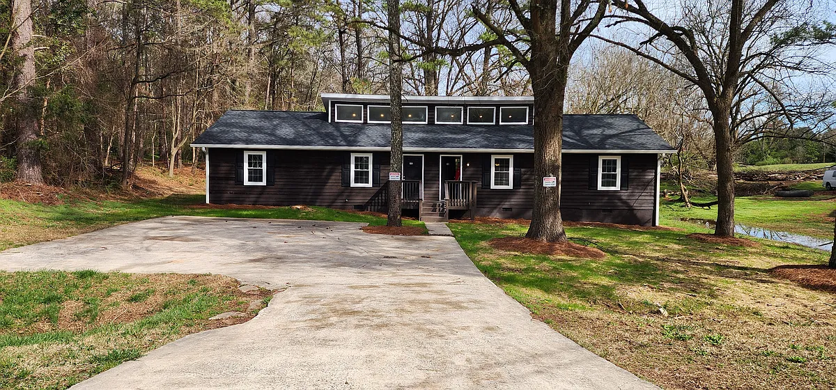 Building Photo - 162 Ashmore Dr #162