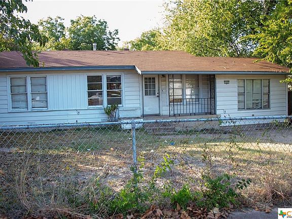 3rd image of 1007 Estelle Ave