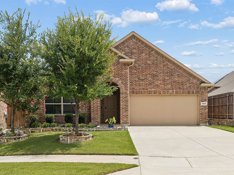 1st image of 3908 Crater Cir