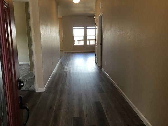 4th image of 200 Secret Canyon Ct