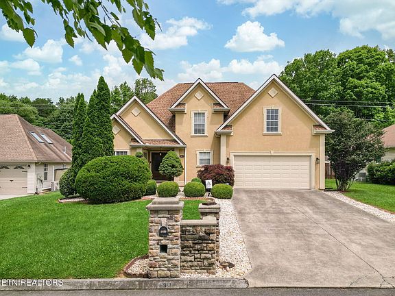 2nd image of 6813 Cardindale Dr