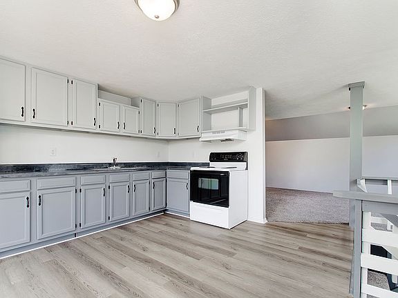 4th image of 5285 Gregory Ln