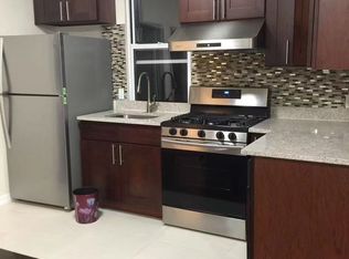 5420 69th St #2, Maspeth, NY 11378