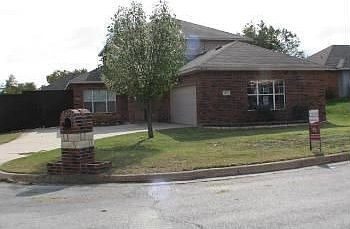 1st image of 2406 Creekwood St