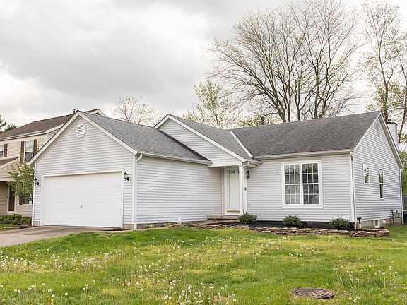 3rd image of 6927 Woody Ct