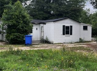 2211 Progress St, Fayetteville, NC 28306