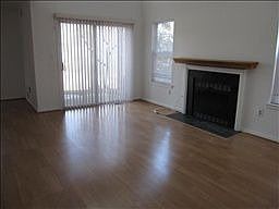 4th image of 76 Village Cir