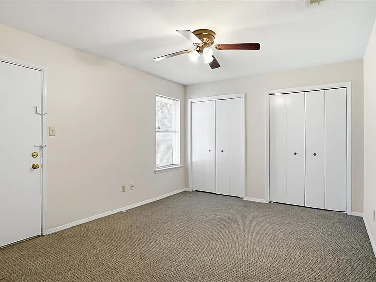 2318 Lindblad Ct — Photo 6