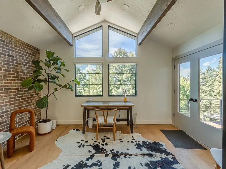 8784 S Russell Park Rd — Photo 32