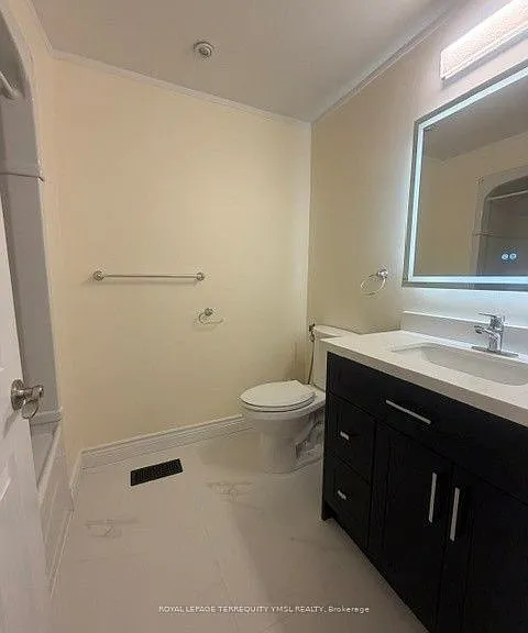 8 Farmstead Rd — Photo 22