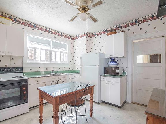 4th image of 216 Oddville Ave